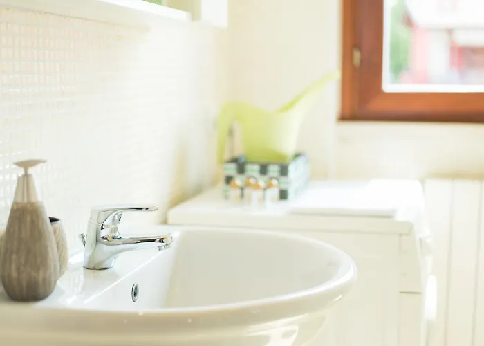 Gardappartamenti Artisti Pool Apartament *